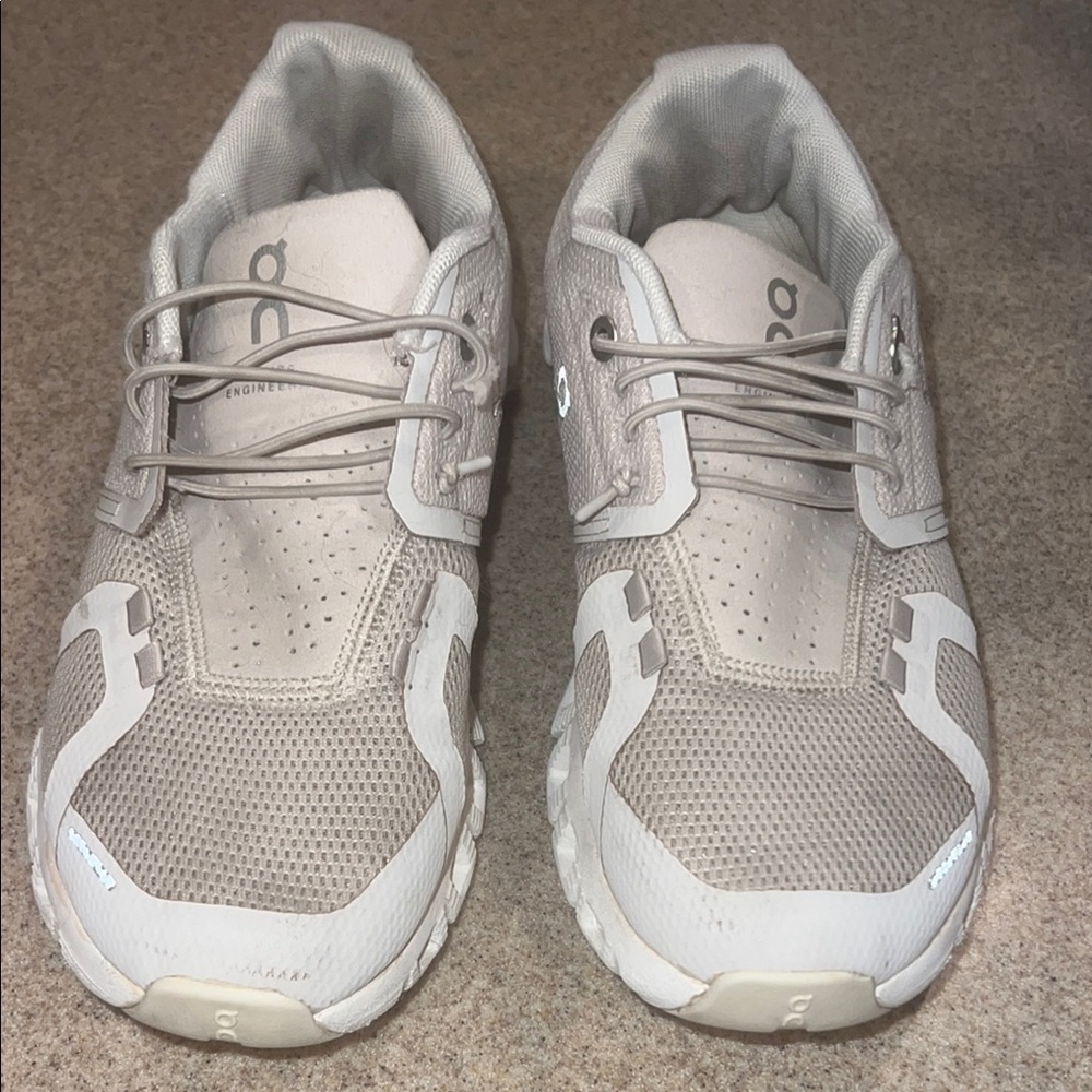 On Running Gray Athletic Shoes with Mesh Upper